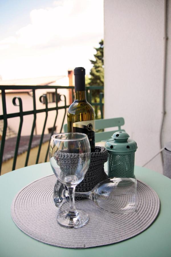 רוביני Apartment Matika, Terrace Apartment 10 Minutes Walk From Center מראה חיצוני תמונה